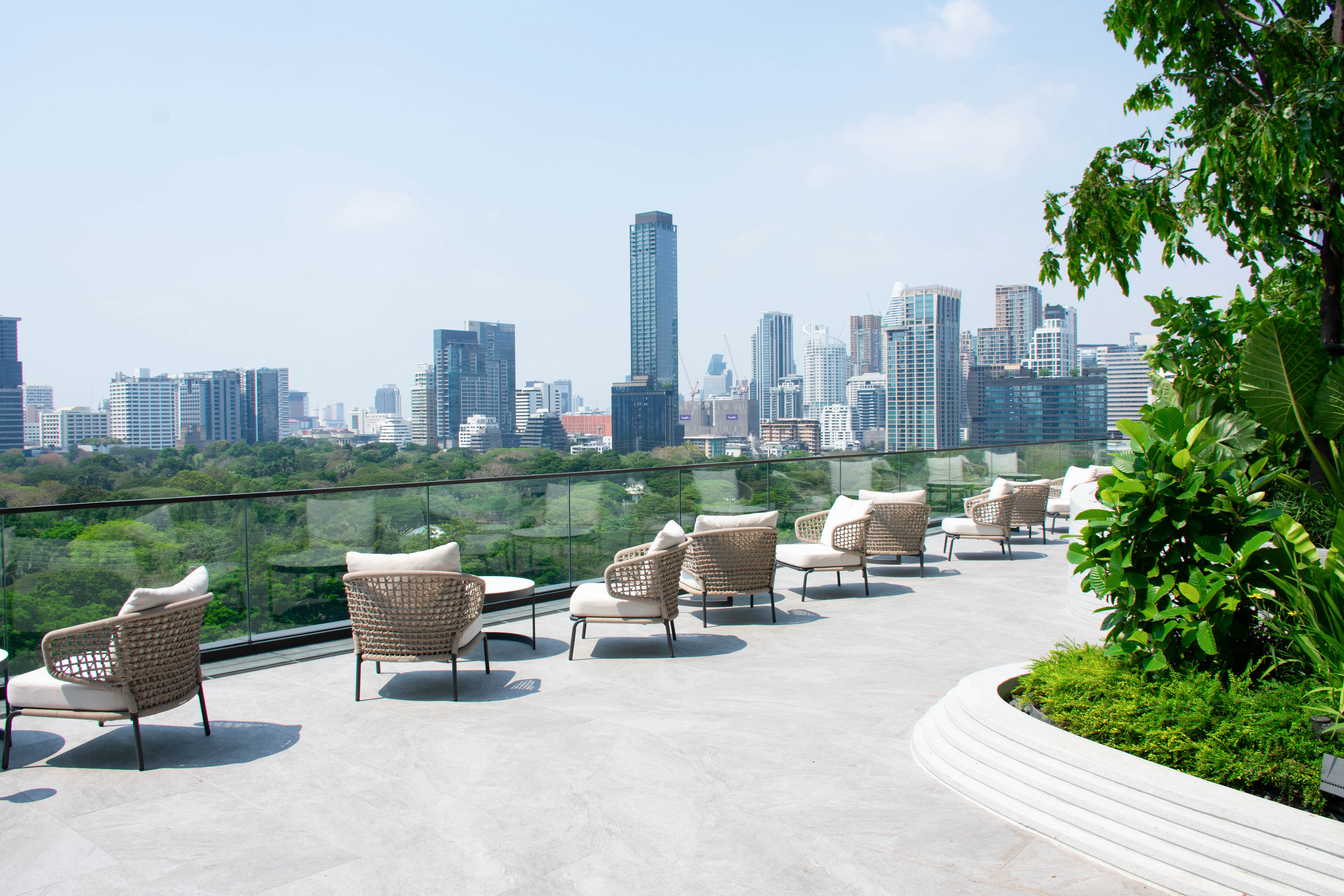 โรงแรมเดอะ-ริทซ์-คาร์ลตัน-วัน-แบงค็อก